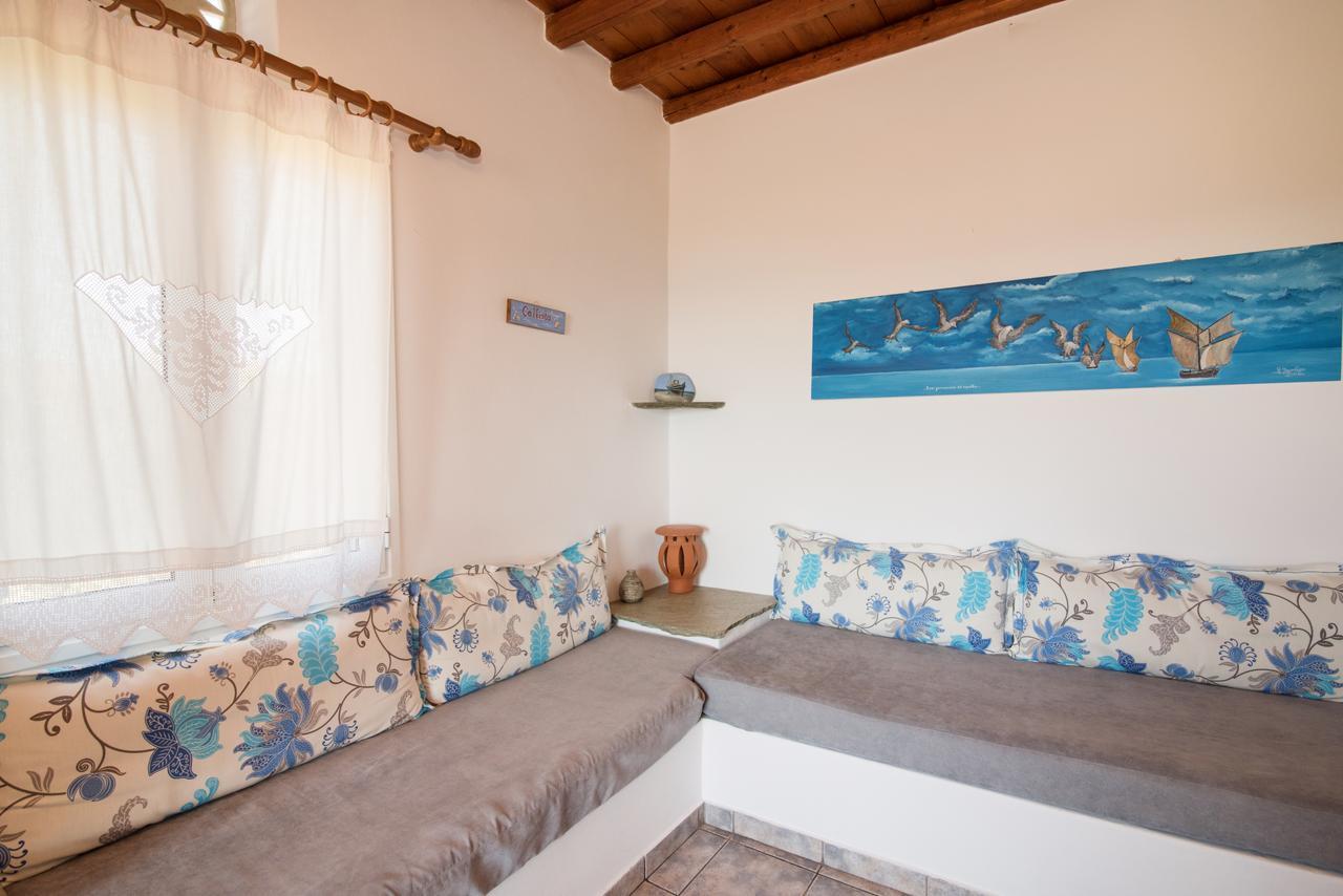Albatross Holiday Apartments อจิออสซอสติส ภายนอก รูปภาพ