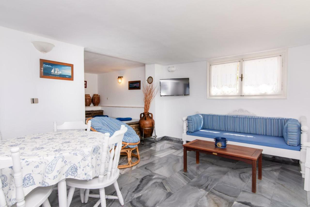 Albatross Holiday Apartments อจิออสซอสติส ภายนอก รูปภาพ